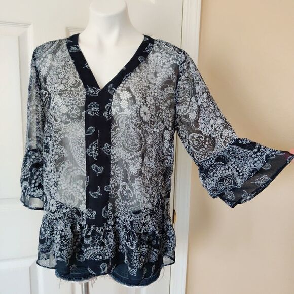 Joe Fresh sheer paisley bell sleeve blouse M - Picture 3 of 8